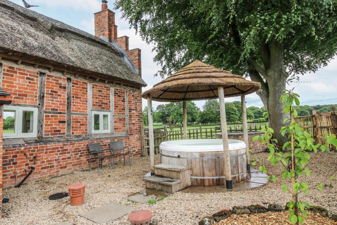 Photo of Others in Sugnall