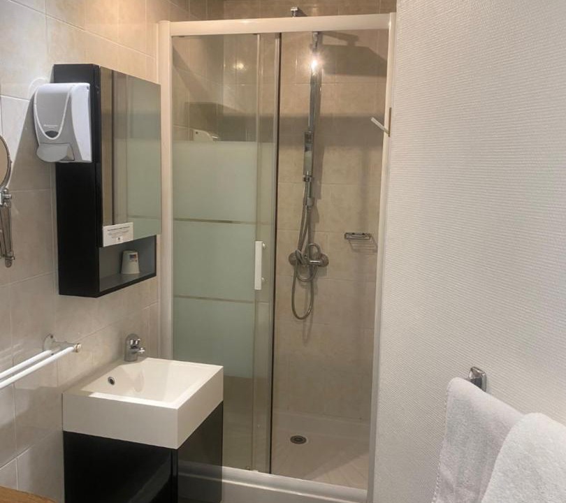 Photo of Bathroom in Senonches