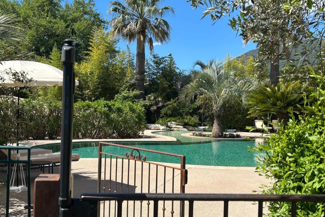 Photo of Others in Carros