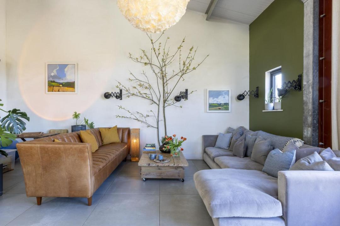 Photo of Livingroom in Burgh Island