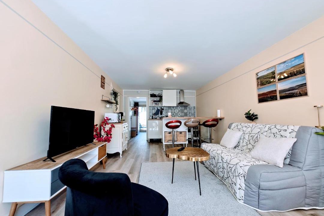 Photo of Others in Chablis