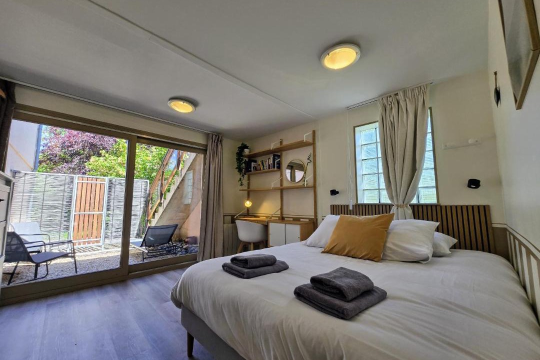 Photo of Bedroom in Chablis