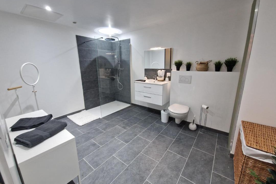 Photo of Bathroom in Saint-Martin-du-Var