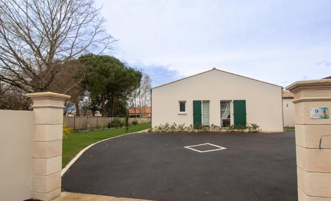 Photo of Others in Corme-Royal