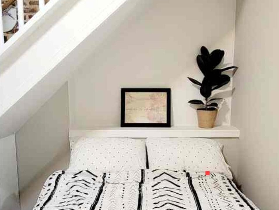 Photo of Bedroom in Downtown Baltimore