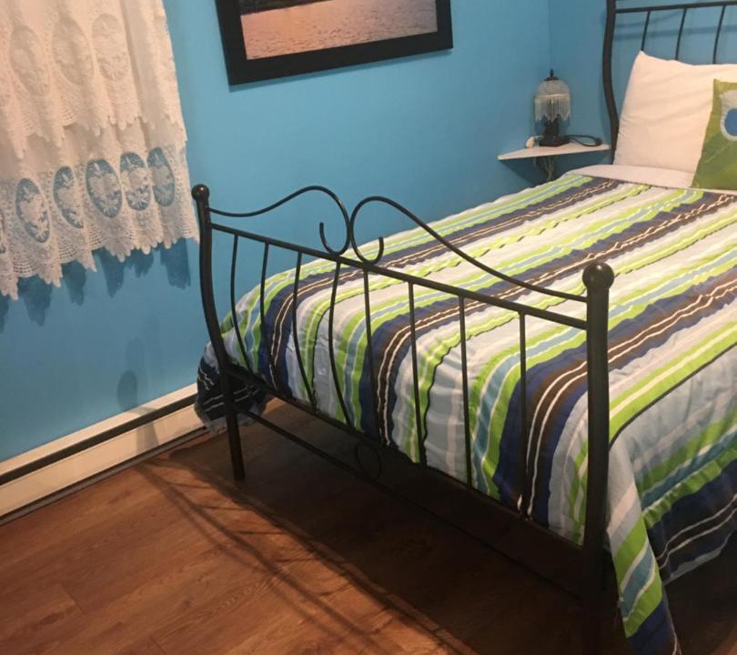 Photo of Bedroom in Isle aux Coudres