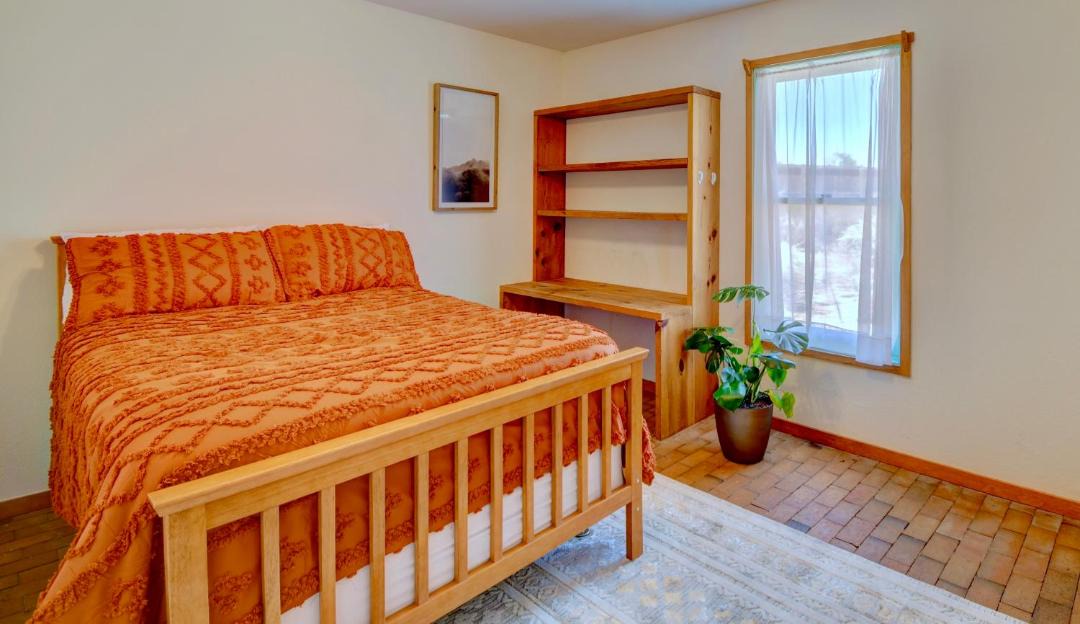 Photo of Bedroom in Corrales