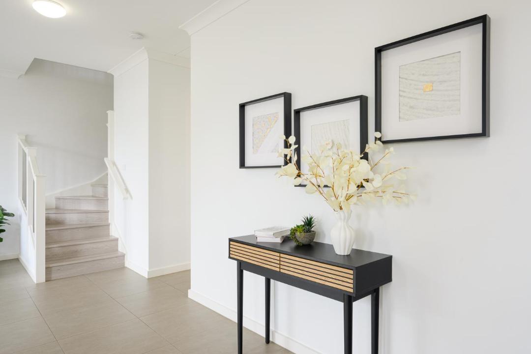 Photo of Others in Austral