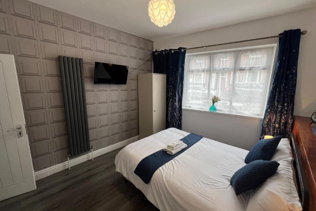 Photo of Bedroom in Oldbury