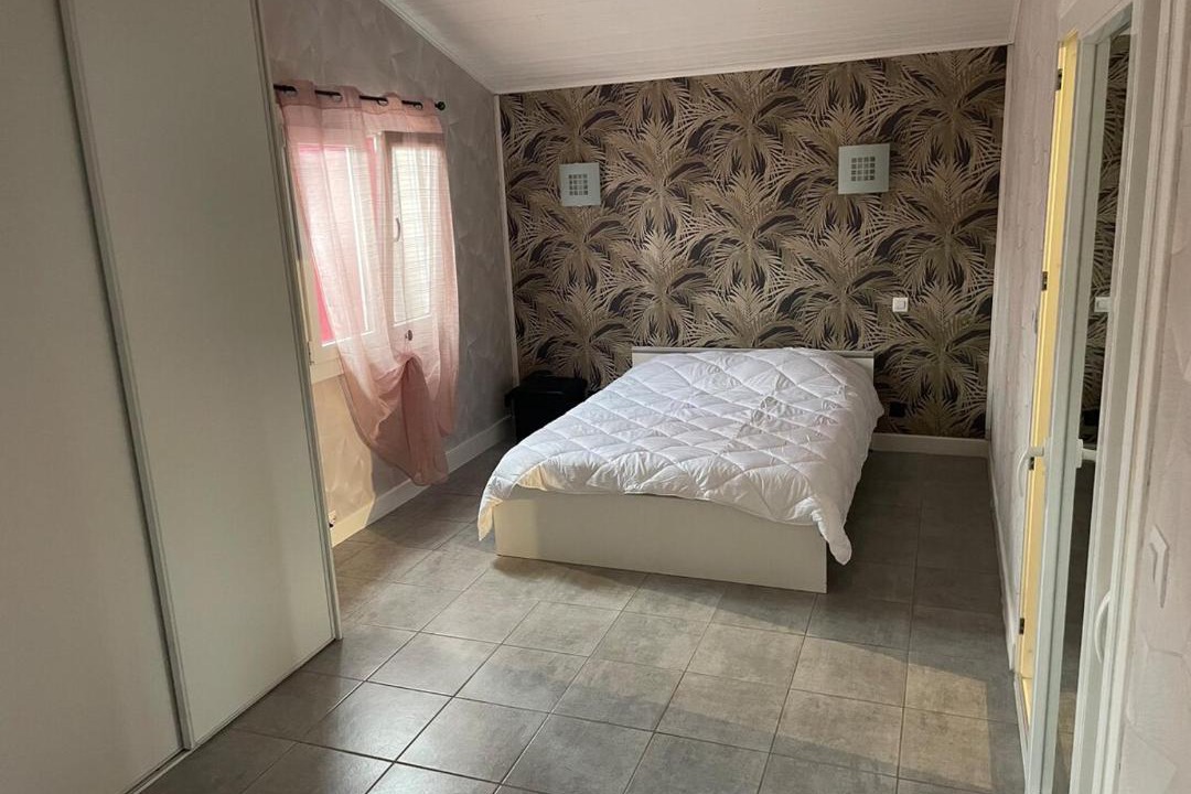 Photo of Bedroom in Tonneins