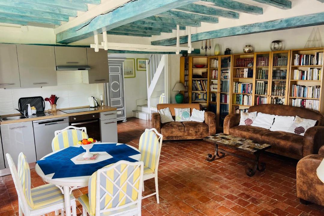 Photo of Others in Maux