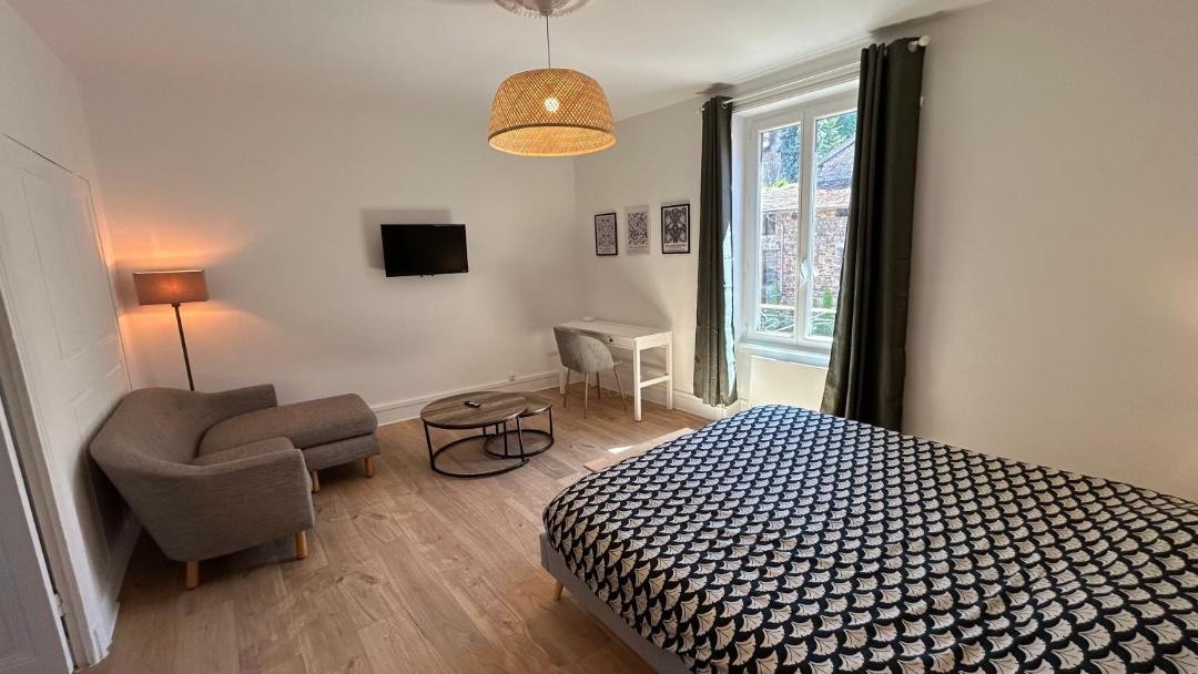 Photo of Bedroom in Bourg-de-Thizy