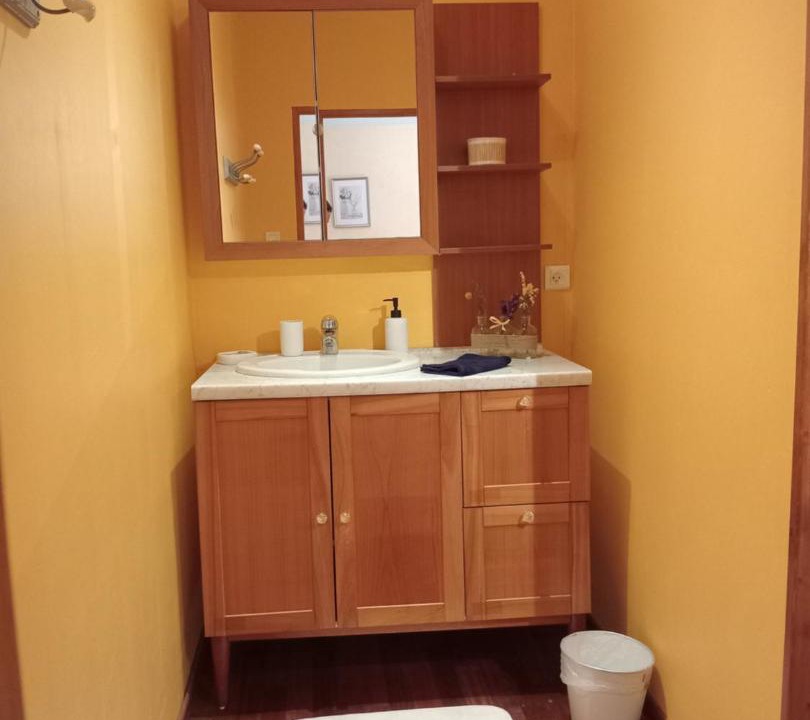 Photo of Bathroom in Dance