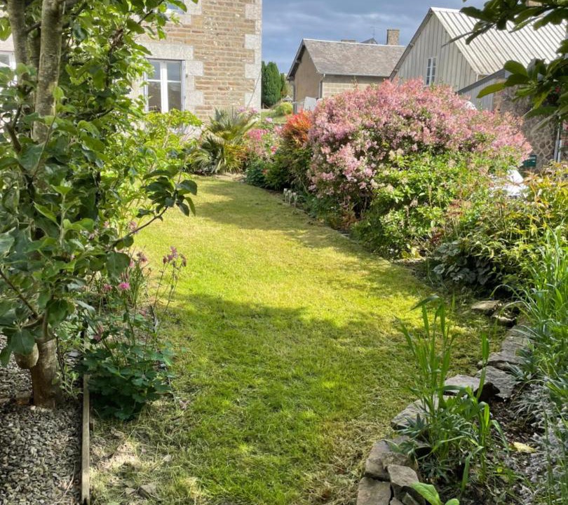 Photo of Others in Savigny-le-Vieux