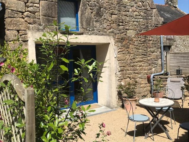 Photo of Others in Crach