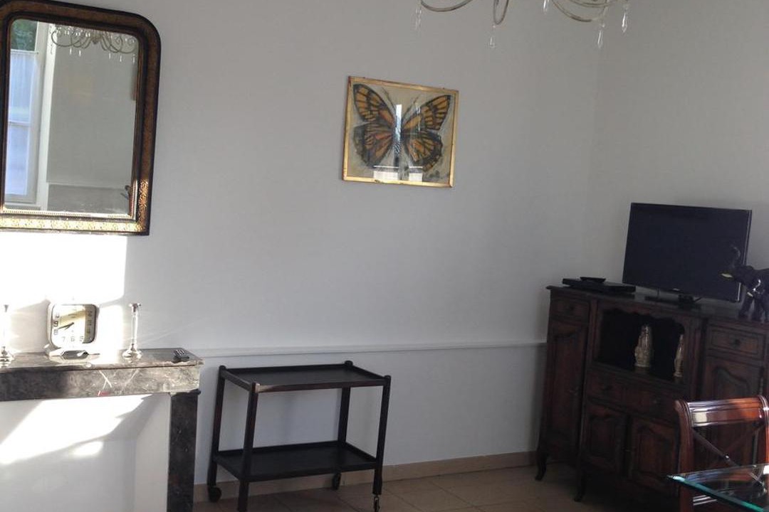 Photo of Others in Avallon