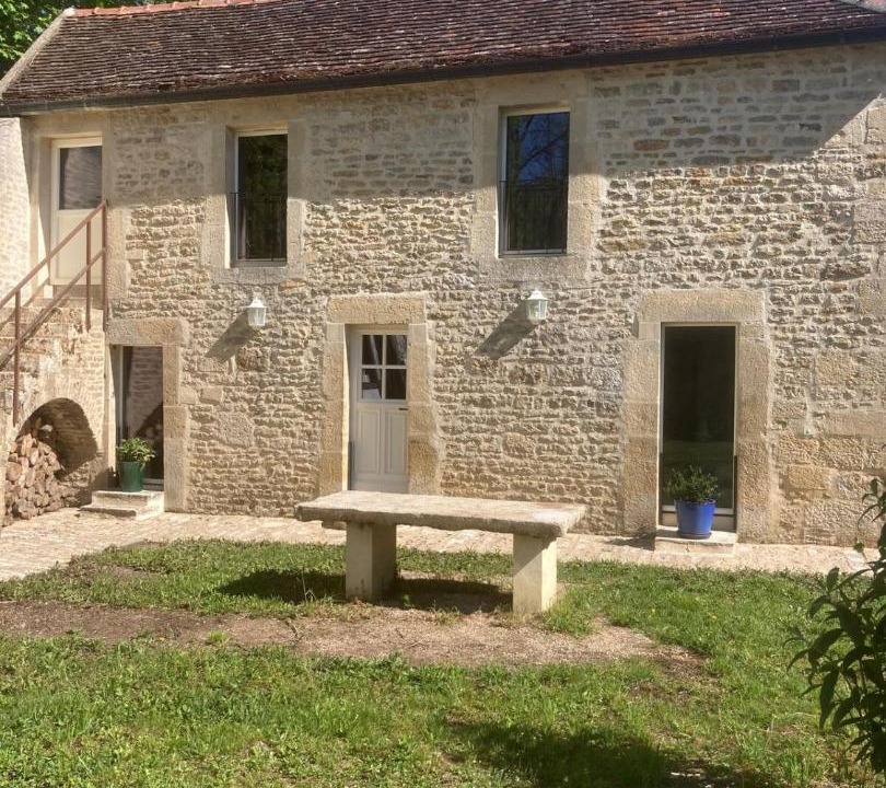 Photo of Others in LIsle-sur-Serein