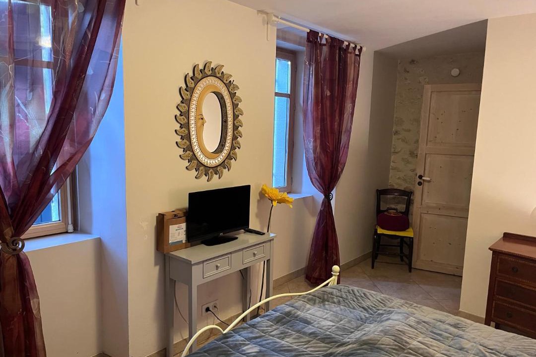 Photo of Bedroom in Fours