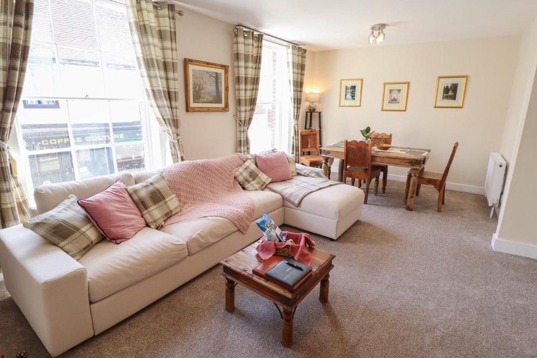 Photo of Others in Lincoln