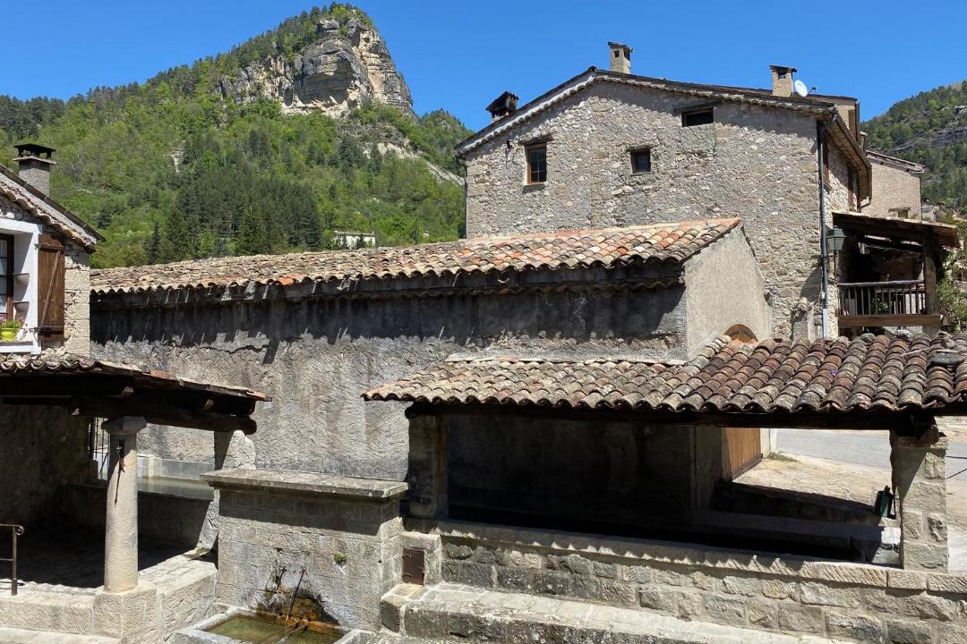 Photo of Buildings in Annot