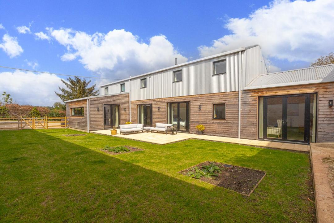 Photo of Others in North Moreton