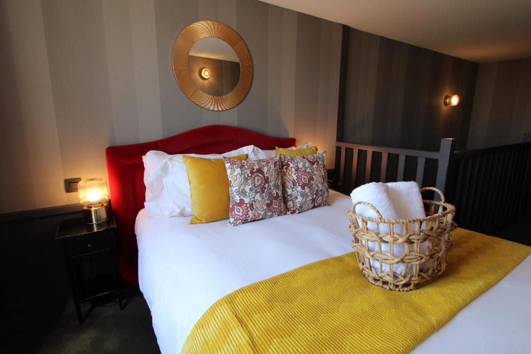 Photo of Bedroom in Carnot - Gailleton