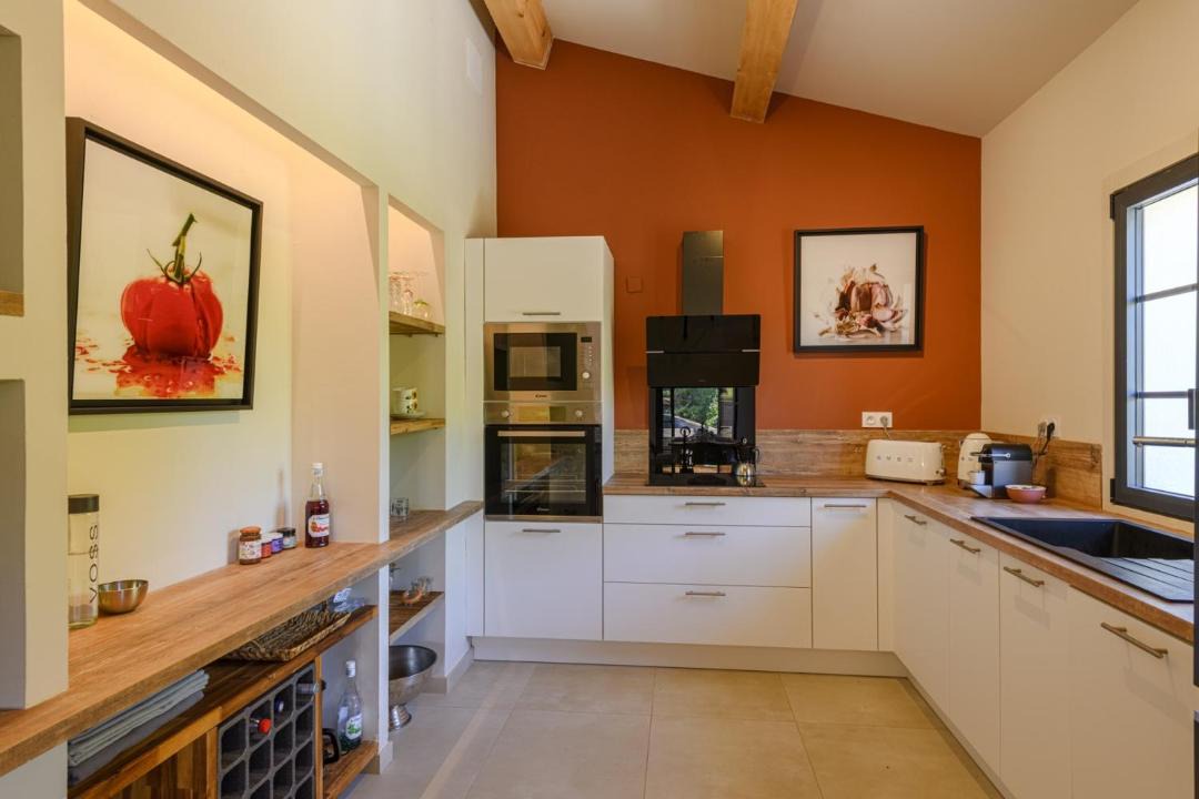 Photo of Kitchen in Paradou