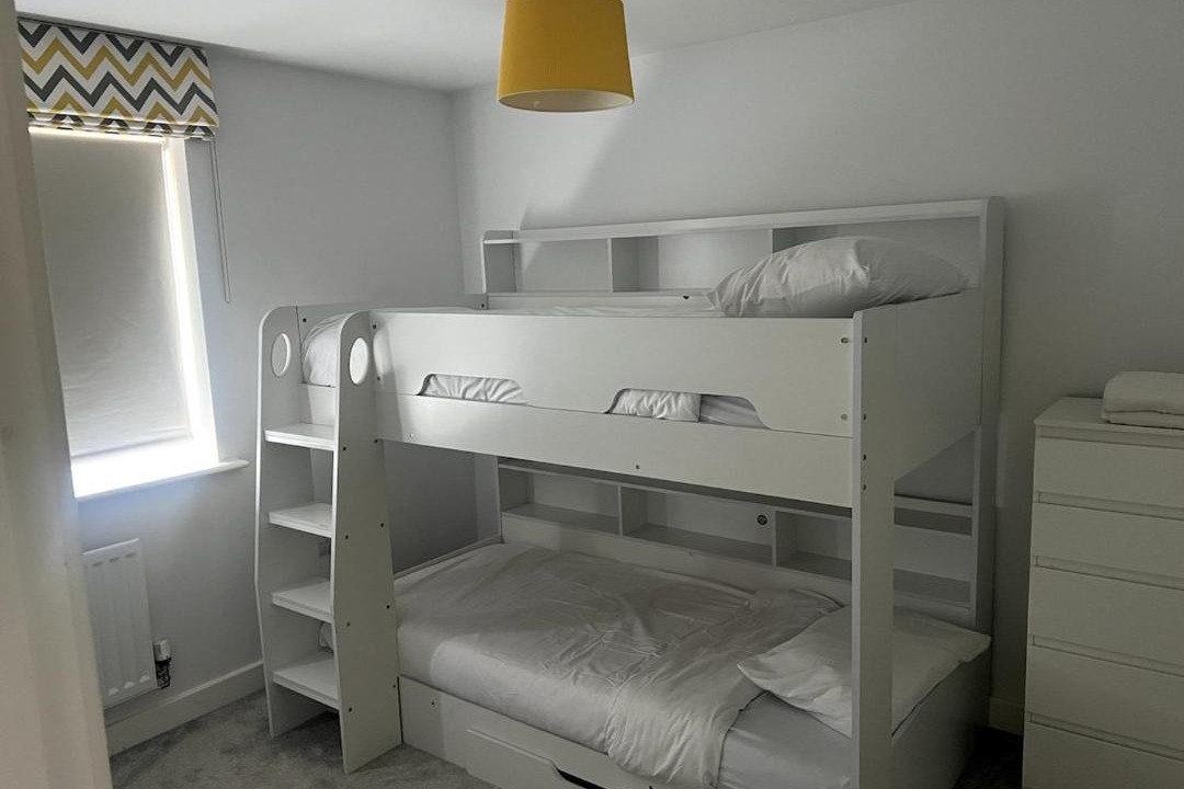 Photo of Bedroom in Horley