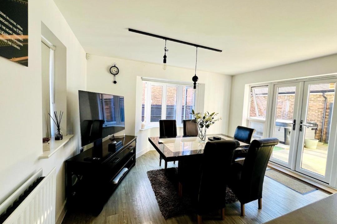 Photo of Others in Horley