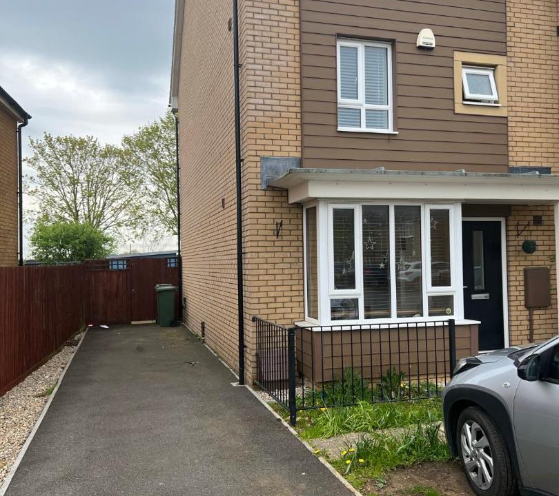 Photo of Others in Wolverton