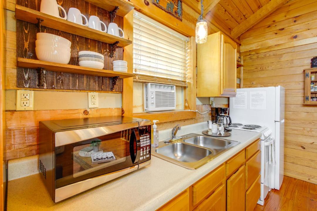 Photo of Kitchen in Bean Station