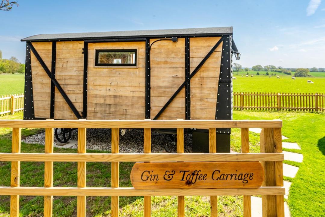 Photo of Others in Howlett End