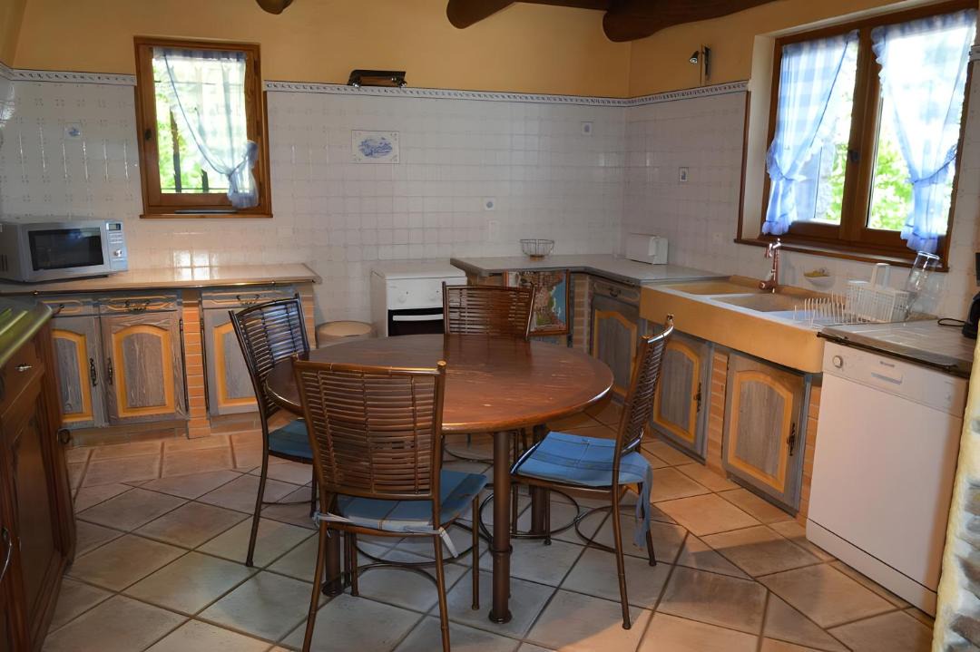Photo of Kitchen in Saint-Michel-de-Deze