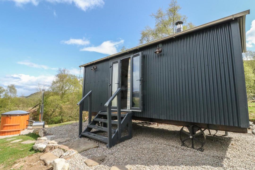 Photo of Others in Newtonmore