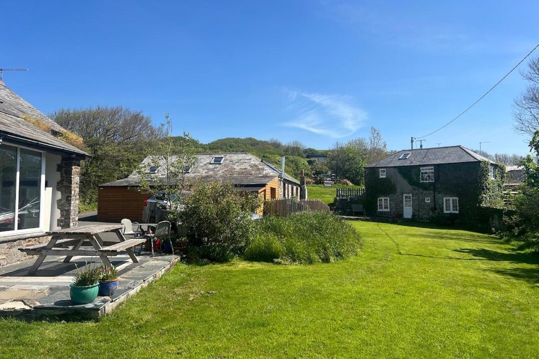 Photo of Others in Saint Gennys