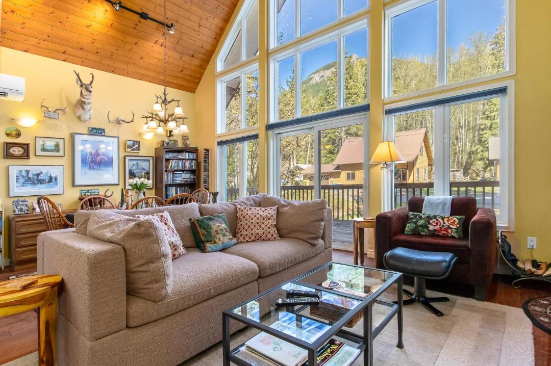 Photo of Others in Packwood