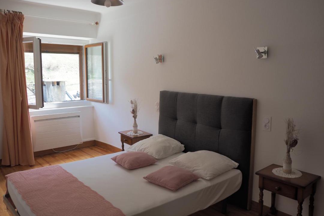 Photo of Bedroom in Saint-Lary