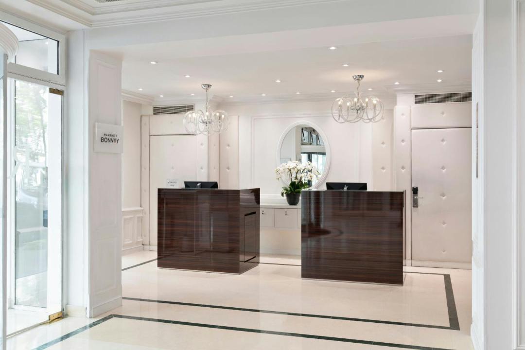 Photo of Others in Porte-Dauphine