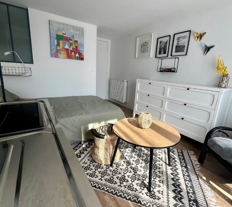 Photo of Others in Creon