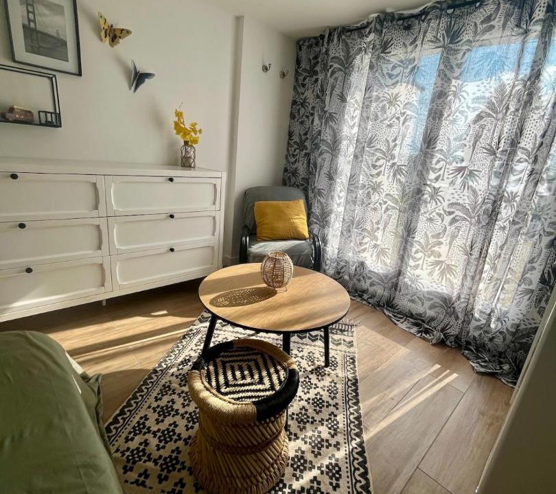 Photo of Others in Creon