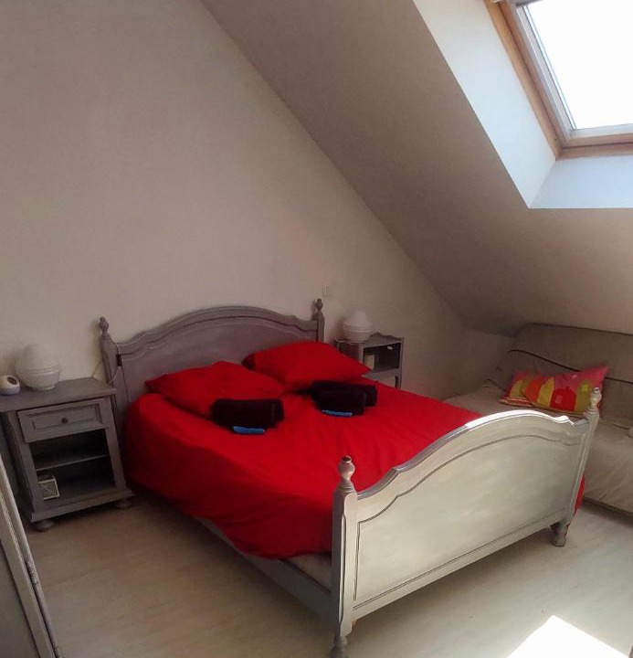 Photo of Others in Crespin