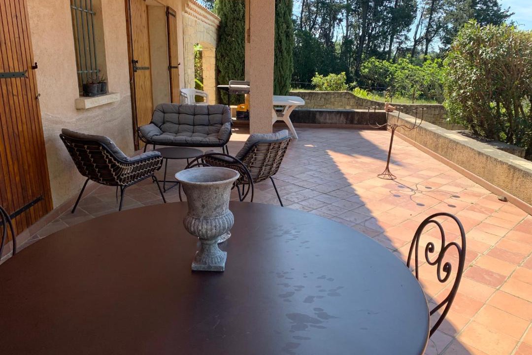 Photo of Patio Balcony in Loriol-du-Comtat