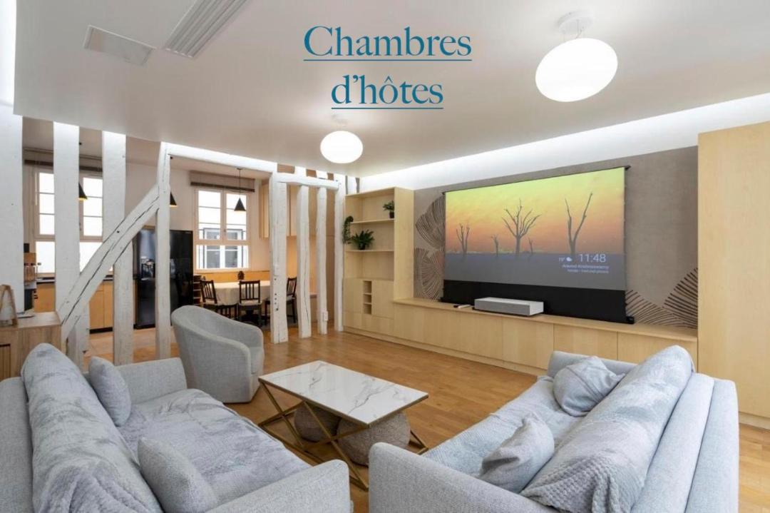 Photo of Others in Archives