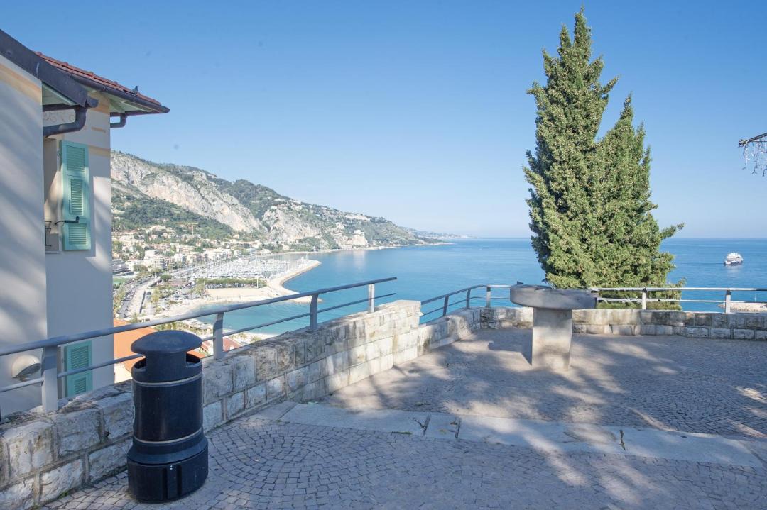 Photo of Others in Menton