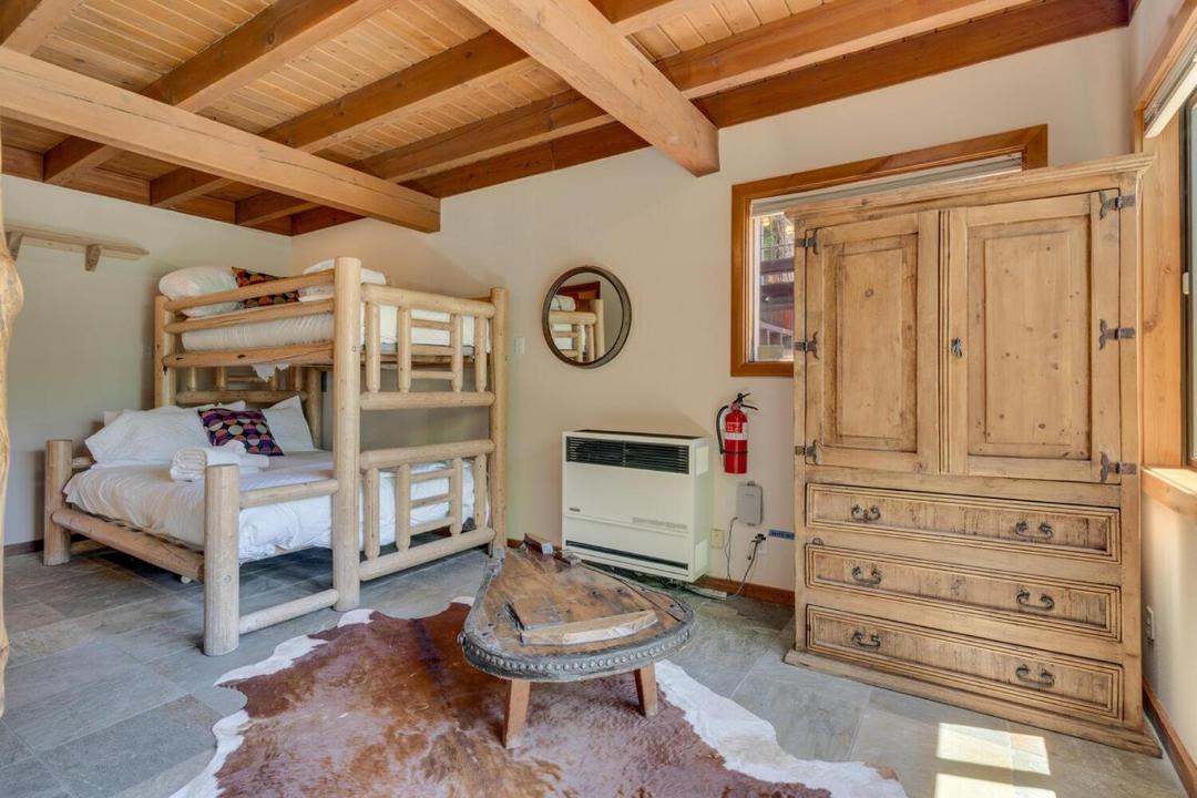Photo of Bedroom in Tahoe Woods