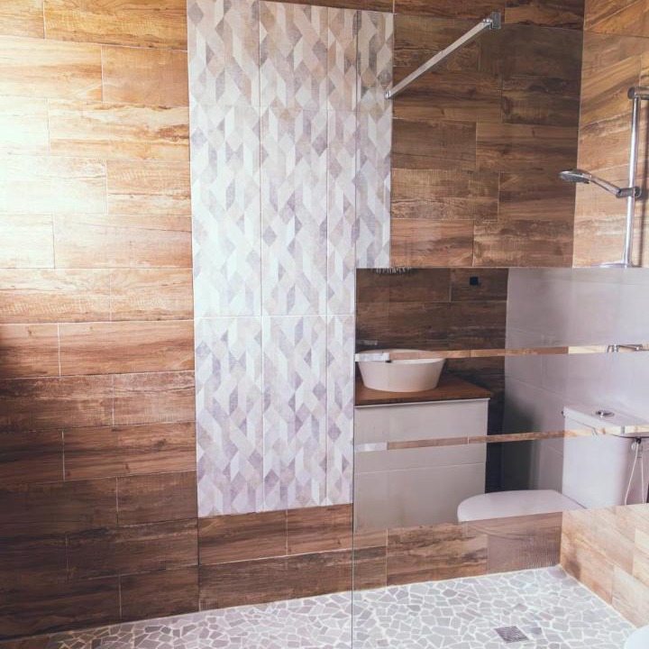 Photo of Bathroom in Reignac