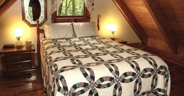 Photo of Bedroom in Cosby