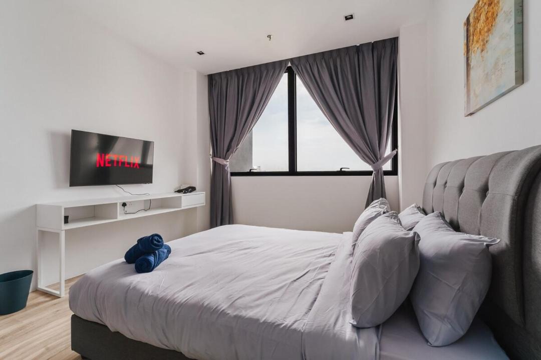 Photo of Bedroom in Tropicana