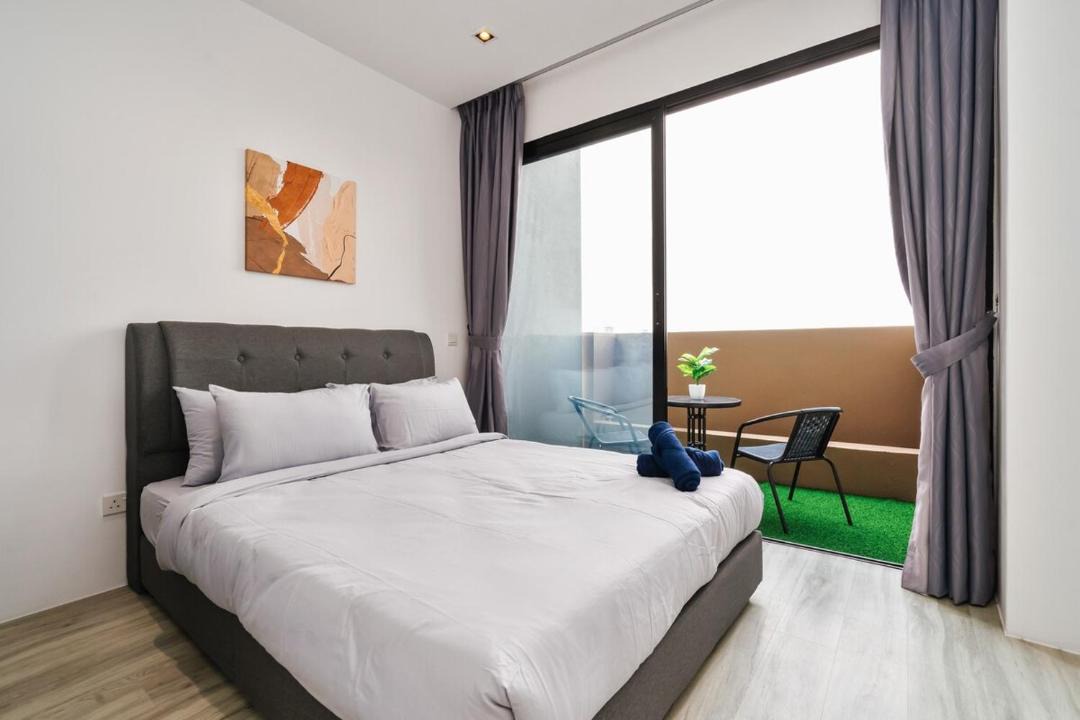 Photo of Bedroom in Tropicana