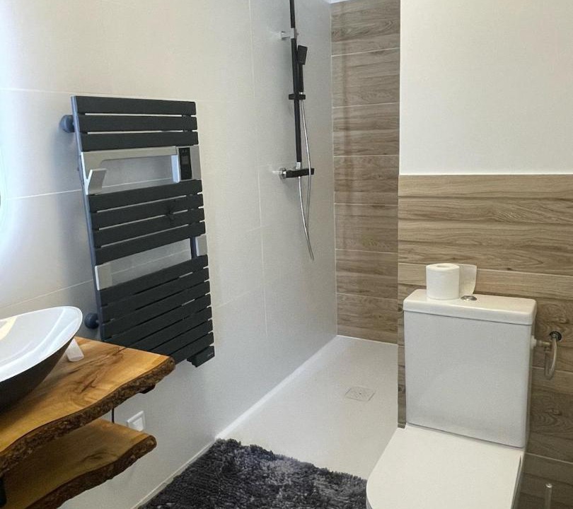 Photo of Bathroom in Tremont-sur-Saulx